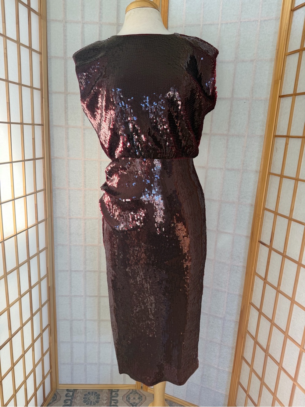 Bordeaux Sequin Sheath Midi Dress with Side Ruche